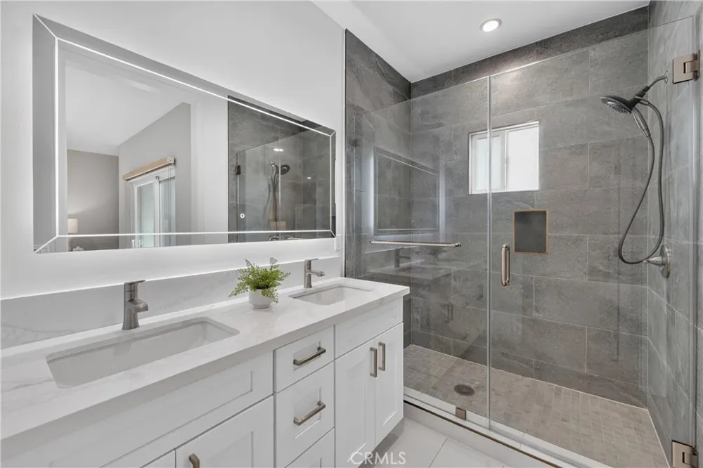 1139 Turnbull Canyon Road #E Hacienda Heights, CA 91745