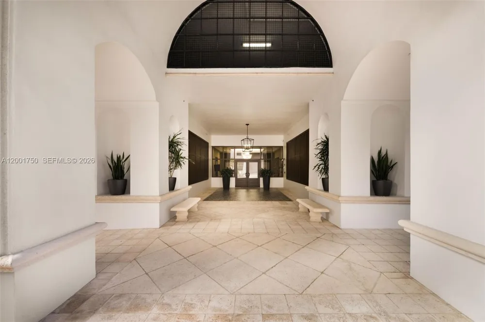 357 Almeria Ave #1507 Coral Gables, FL 33134