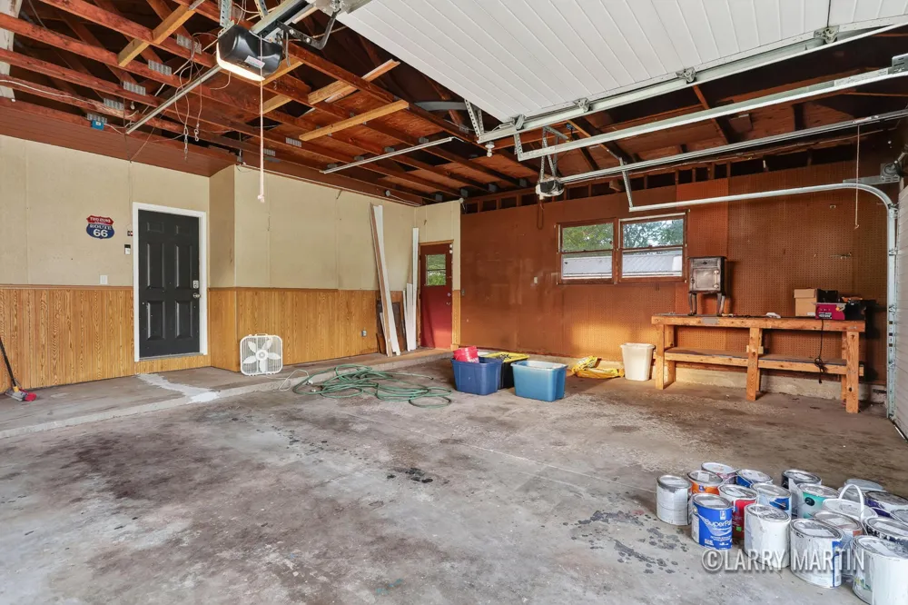 7381 Sunset Avenue Jenison, MI 49428