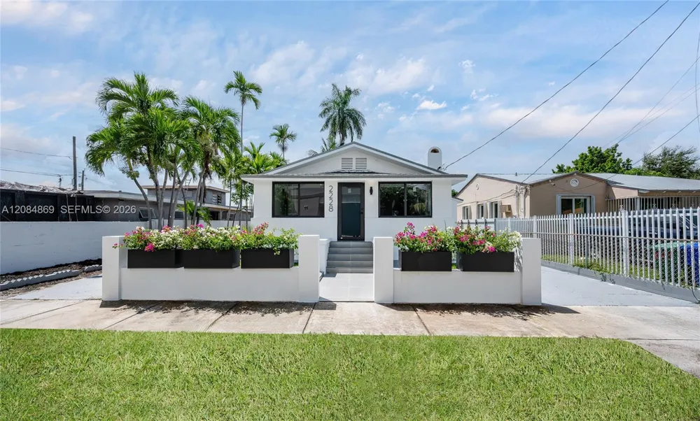 2228 SW 2nd St Miami, FL 33135