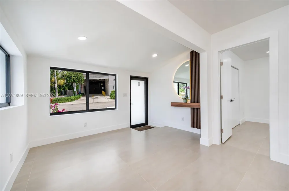 2228 SW 2nd St Miami, FL 33135