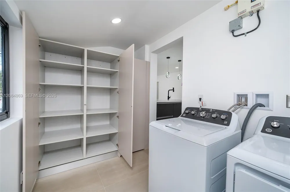 2228 SW 2nd St Miami, FL 33135