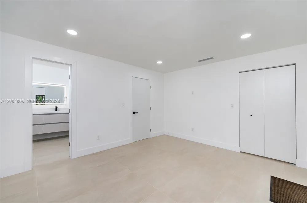 2228 SW 2nd St Miami, FL 33135