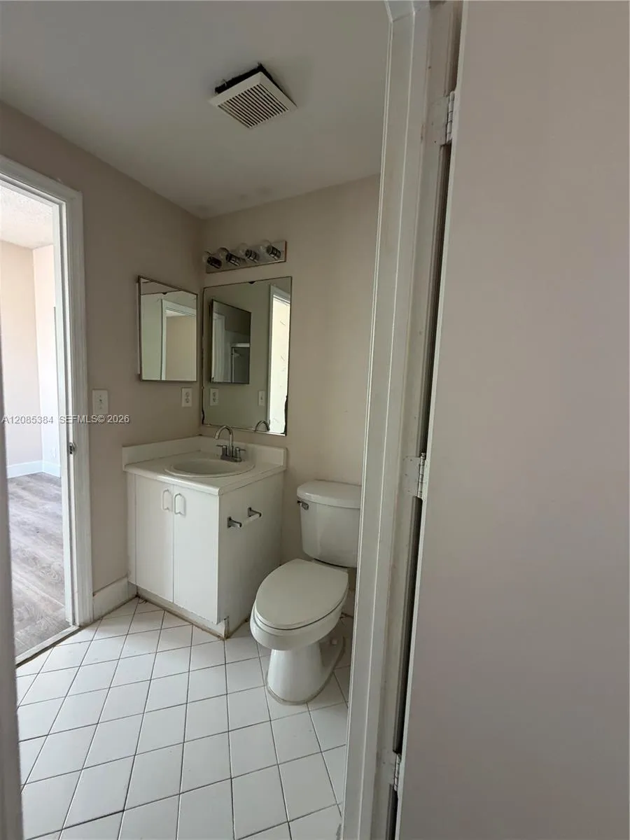 1506 Coronado Rd #2-36 Weston, FL 33327