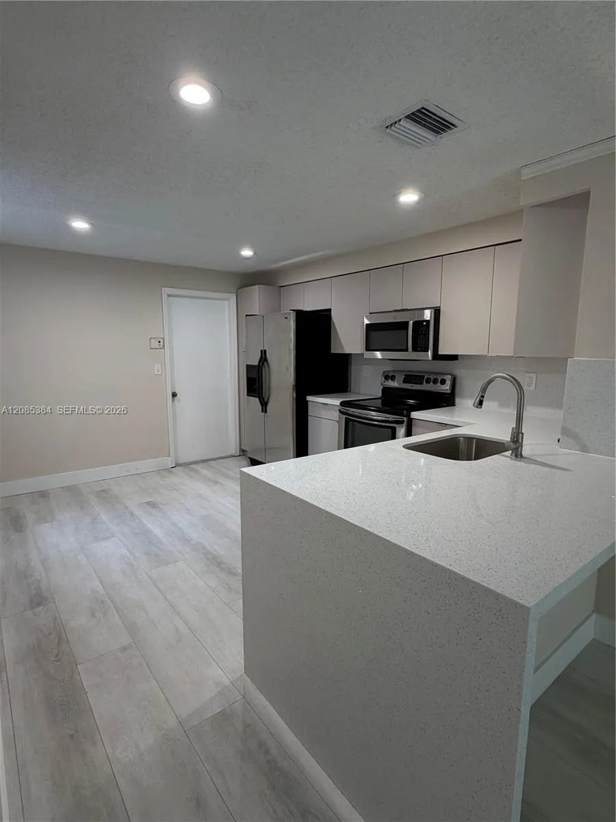 1506 Coronado Rd #2-36 Weston, FL 33327