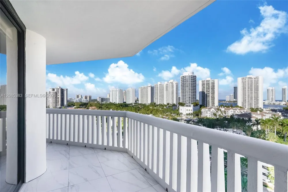 1000 W Island Blvd #1404 Aventura, FL 33160