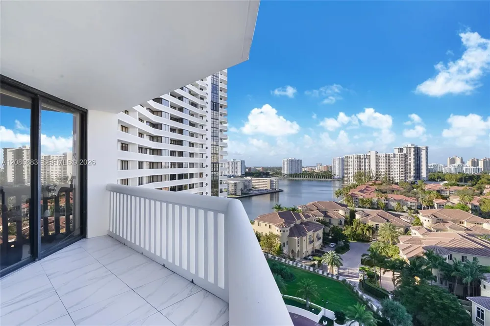 1000 W Island Blvd #1404 Aventura, FL 33160