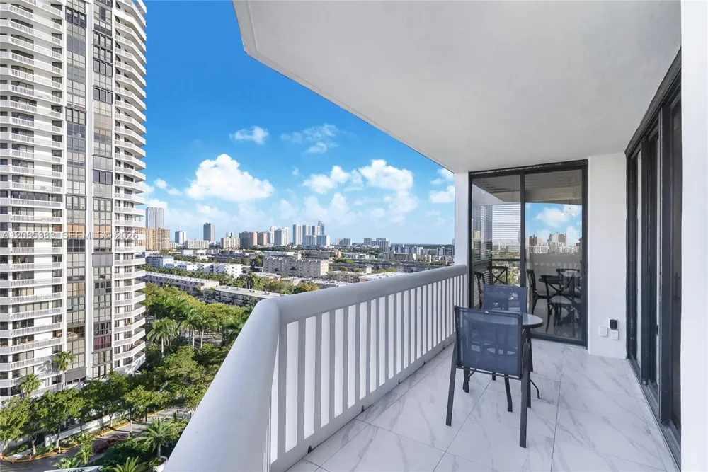 1000 W Island Blvd #1404 Aventura, FL 33160