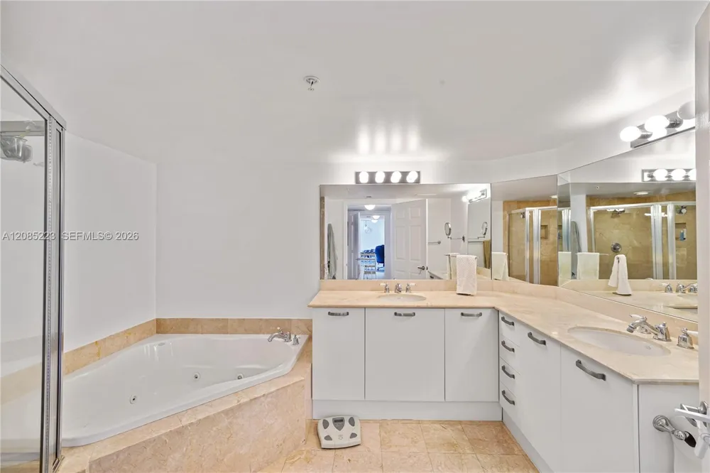 2001 Ocean Blvd #1002 S Fort Lauderdale, FL 33305