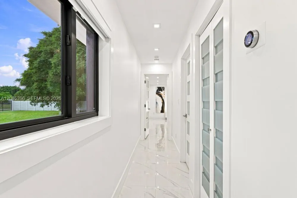 100 NW 120th Ave Miami, FL 33182