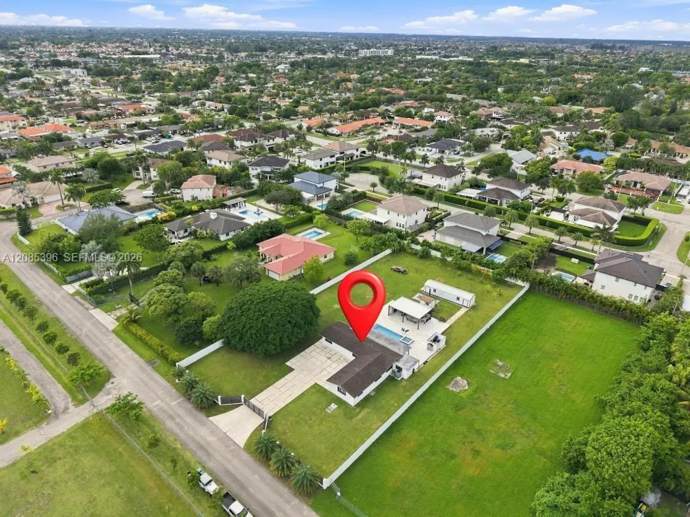 100 NW 120th Ave Miami, FL 33182
