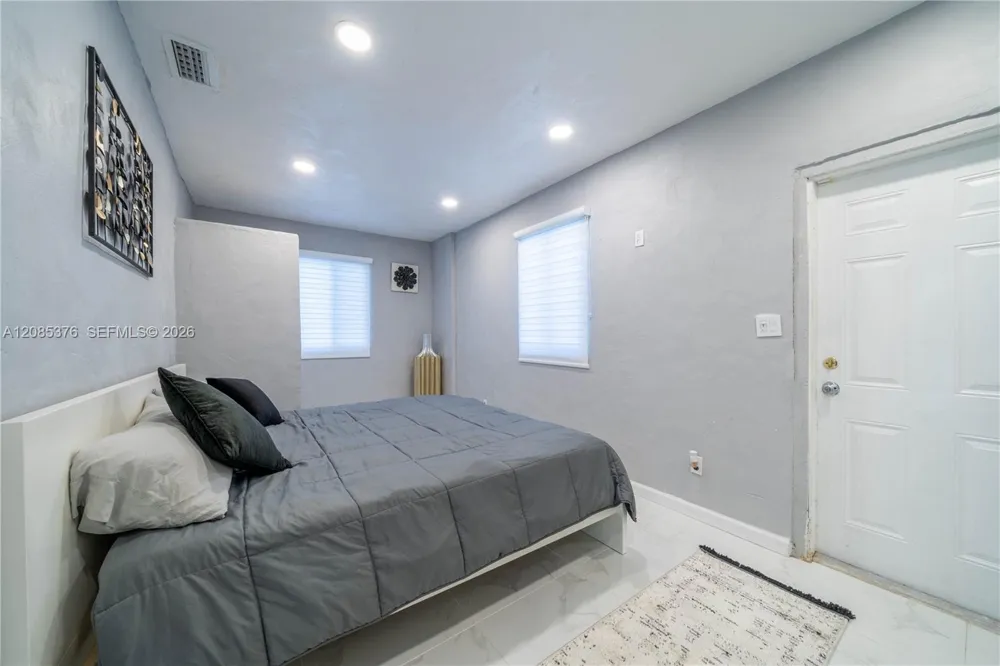 1650 SW 63rd Ter North Lauderdale, FL 33068