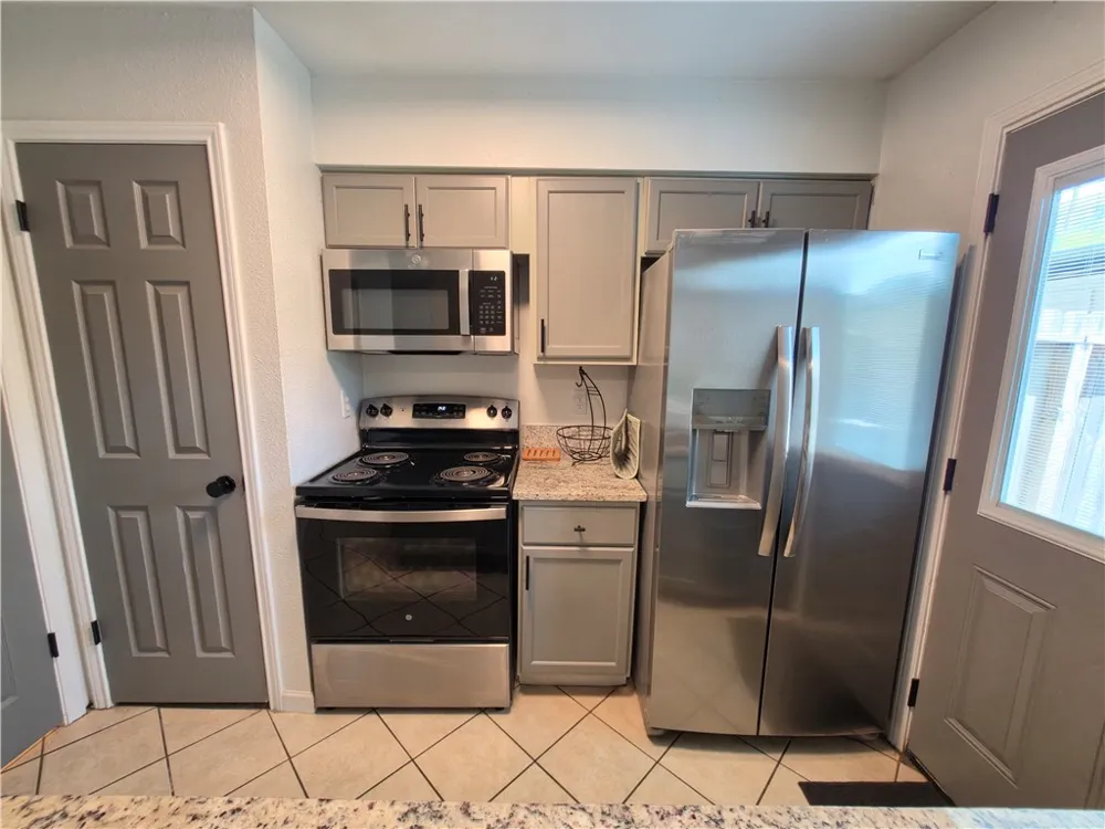 6702 Everhart #T102 Corpus Christi, TX 78413