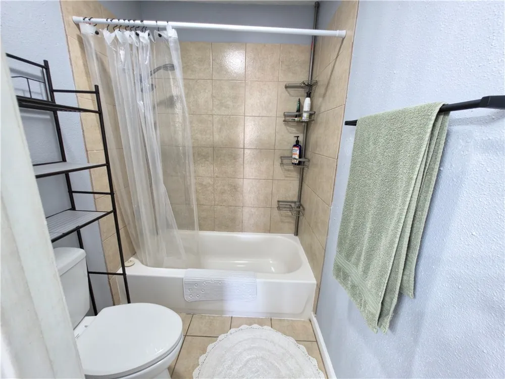 6702 Everhart #T102 Corpus Christi, TX 78413