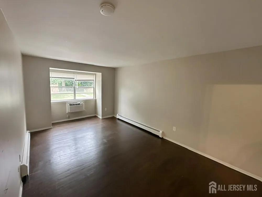 32 Deanna Drive #71 Hillsborough, NJ 08844