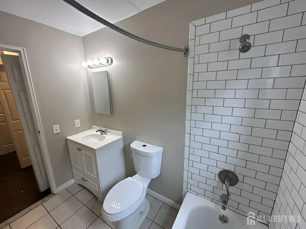 32 Deanna Drive #71 Hillsborough, NJ 08844