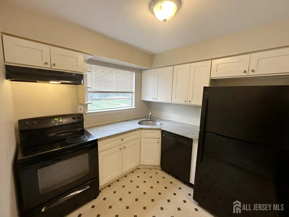 32 Deanna Drive #71 Hillsborough, NJ 08844