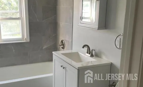 593 Penn Street Perth Amboy, NJ 08861