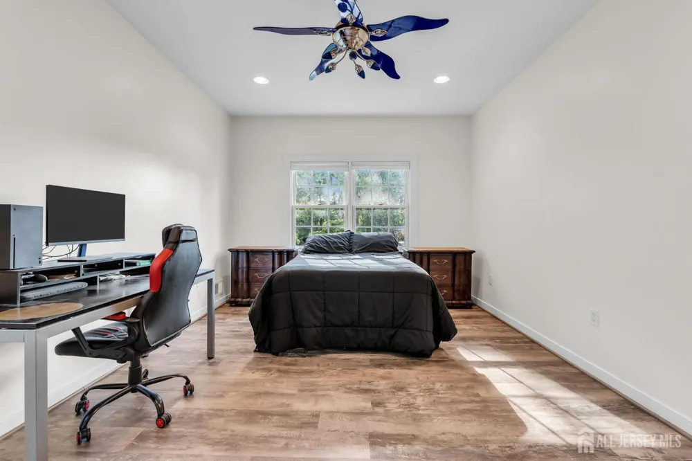 46 Shephard Drive Middletown, NJ 07748