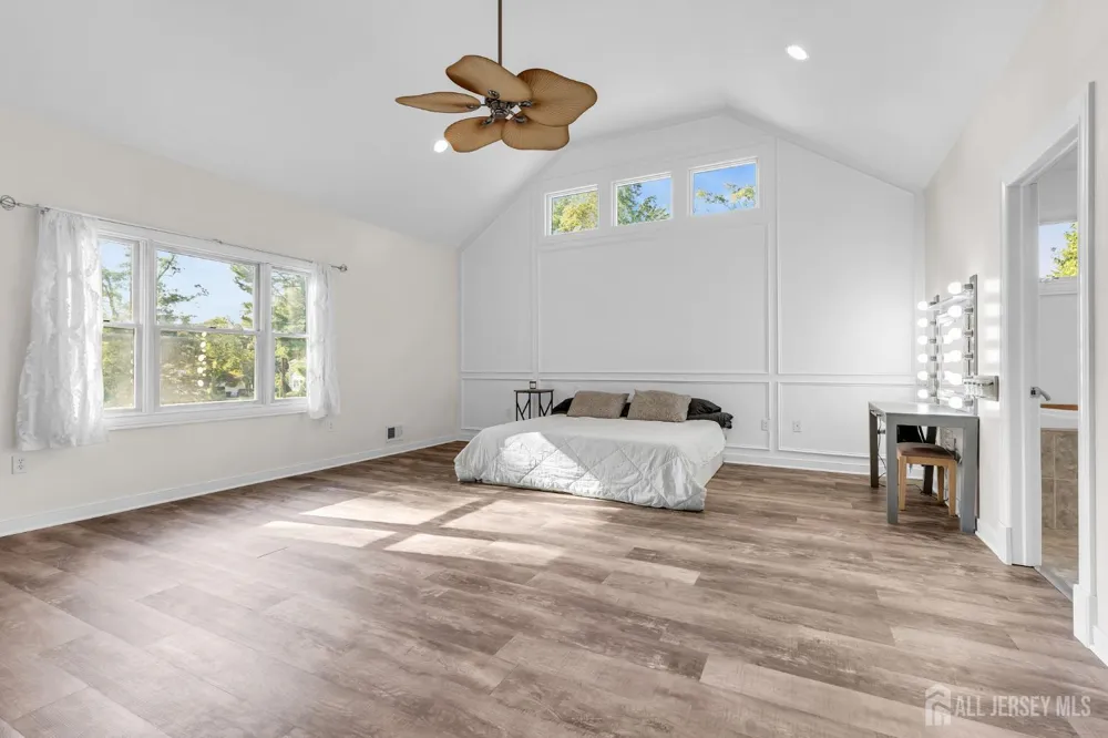 46 Shephard Drive Middletown, NJ 07748