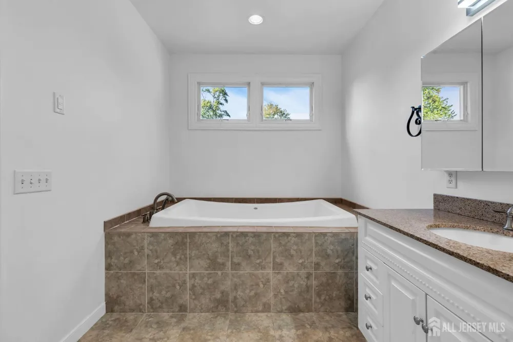 46 Shephard Drive Middletown, NJ 07748