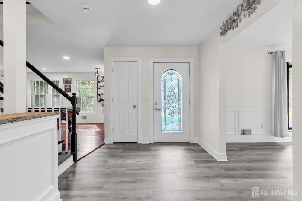 46 Shephard Drive Middletown, NJ 07748