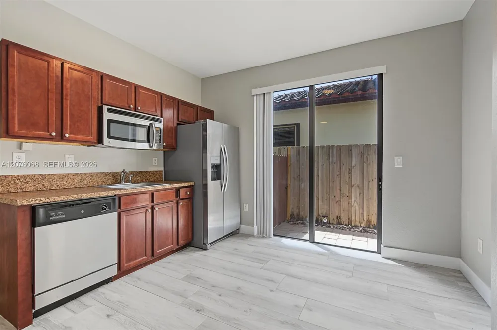 633 SE 35th Ter Homestead, FL 33033