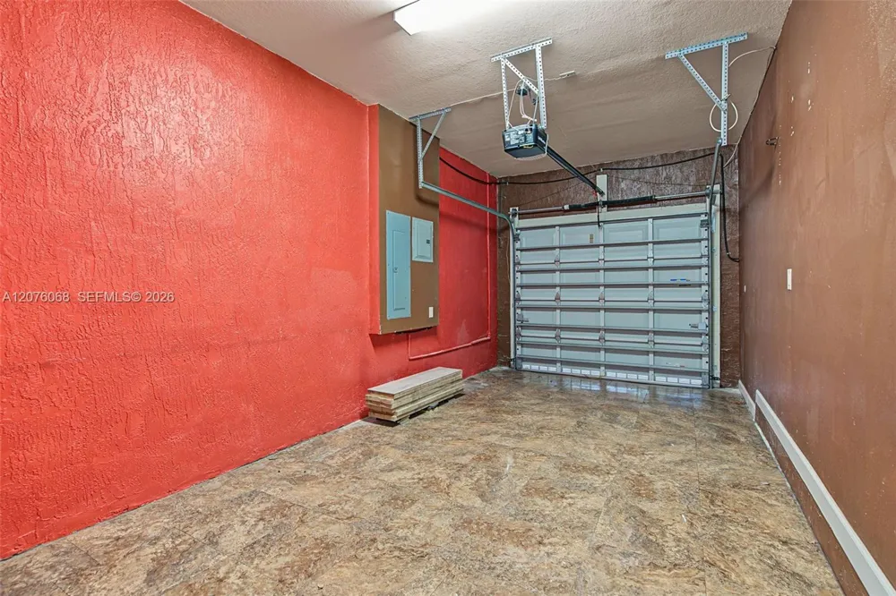 633 SE 35th Ter Homestead, FL 33033