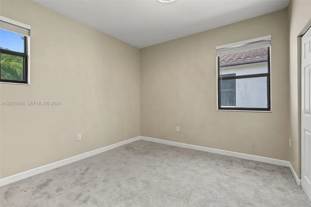 633 SE 35th Ter Homestead, FL 33033