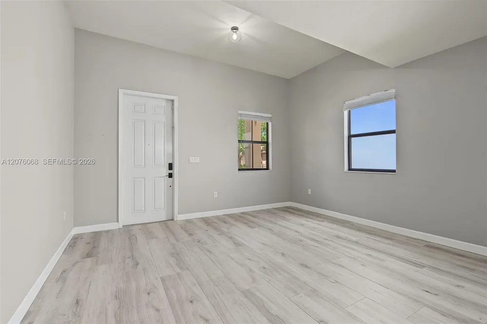 633 SE 35th Ter Homestead, FL 33033