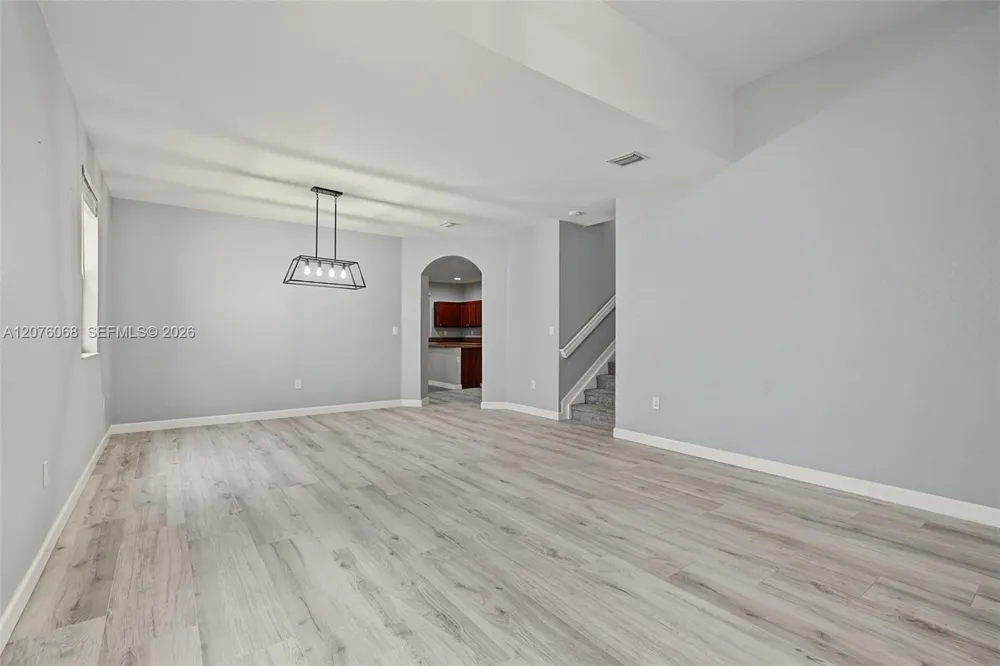 633 SE 35th Ter Homestead, FL 33033