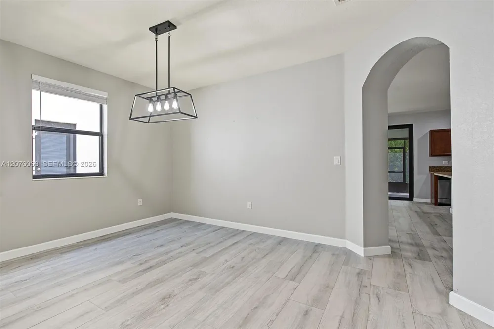 633 SE 35th Ter Homestead, FL 33033