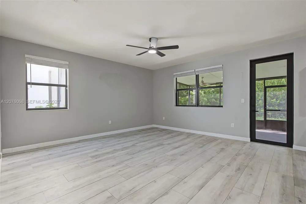 633 SE 35th Ter Homestead, FL 33033