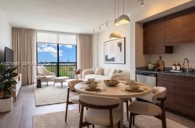 315 NW 27th Ave #307 Miami, FL 33125