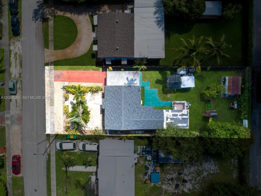 241 SW 3rd Ter Dania Beach, FL 33004