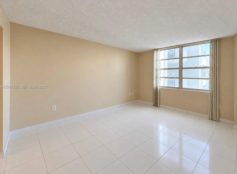 2750 NE 183rd St #601 Aventura, FL 33160