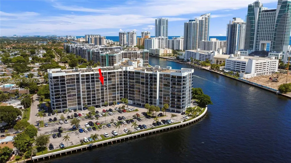 200 Leslie Dr #724 Hallandale Beach, FL 33009