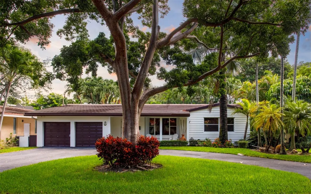 921 Alava Ave Coral Gables, FL 33146