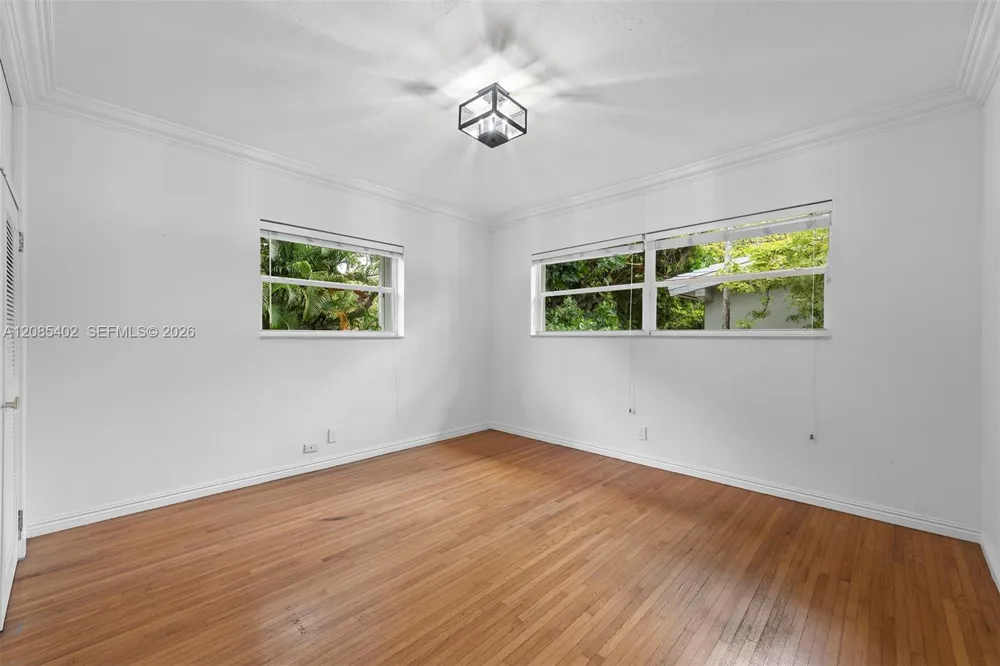921 Alava Ave Coral Gables, FL 33146