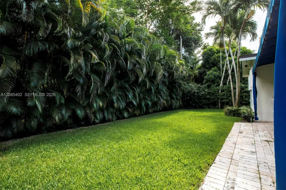 921 Alava Ave Coral Gables, FL 33146