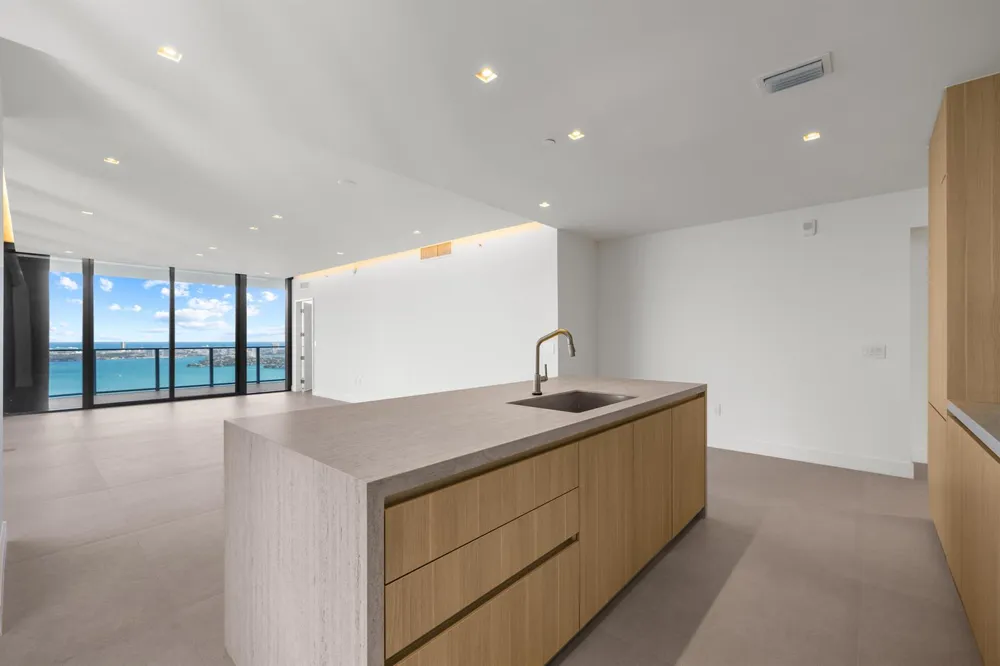 700 NE 24TH STREET #4601 Miami, FL 33137
