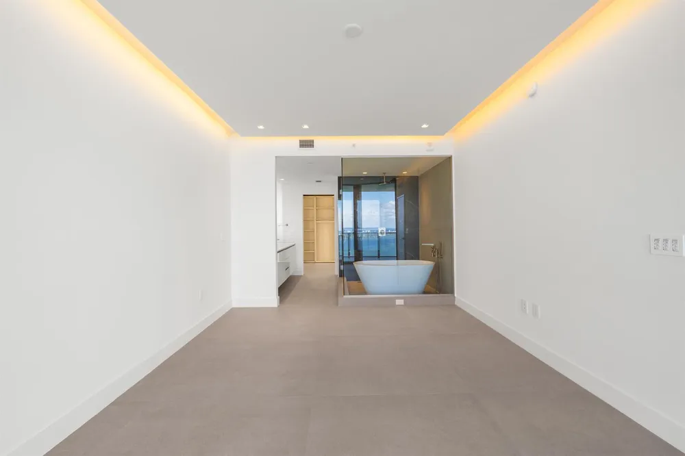 700 NE 24TH STREET #4601 Miami, FL 33137