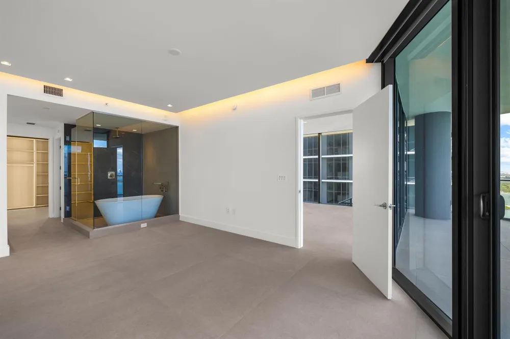 700 NE 24TH STREET #4601 Miami, FL 33137
