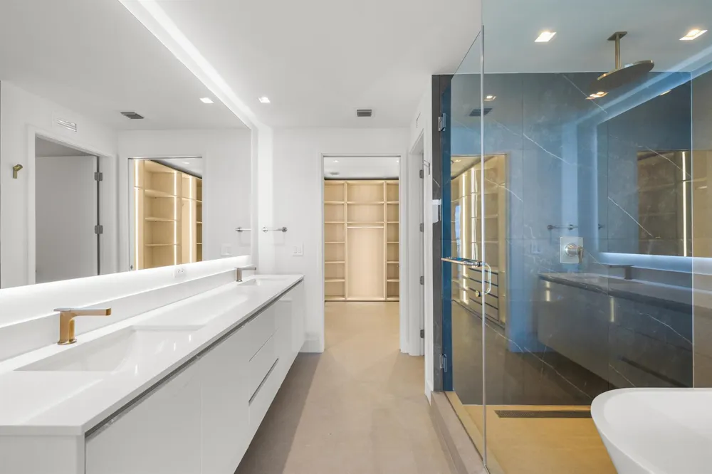 700 NE 24TH STREET #4601 Miami, FL 33137