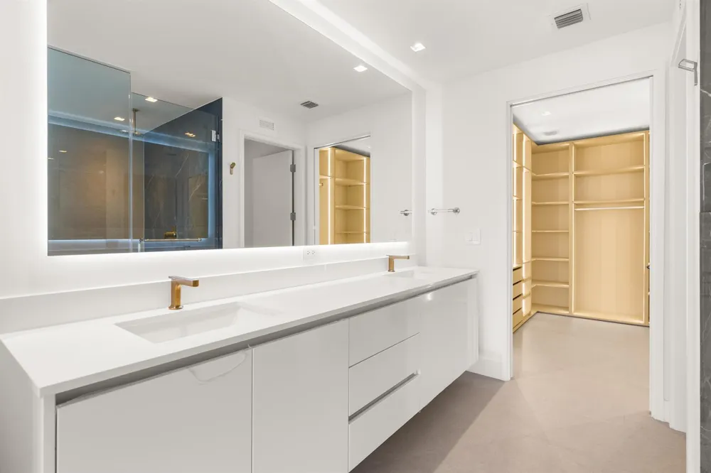 700 NE 24TH STREET #4601 Miami, FL 33137