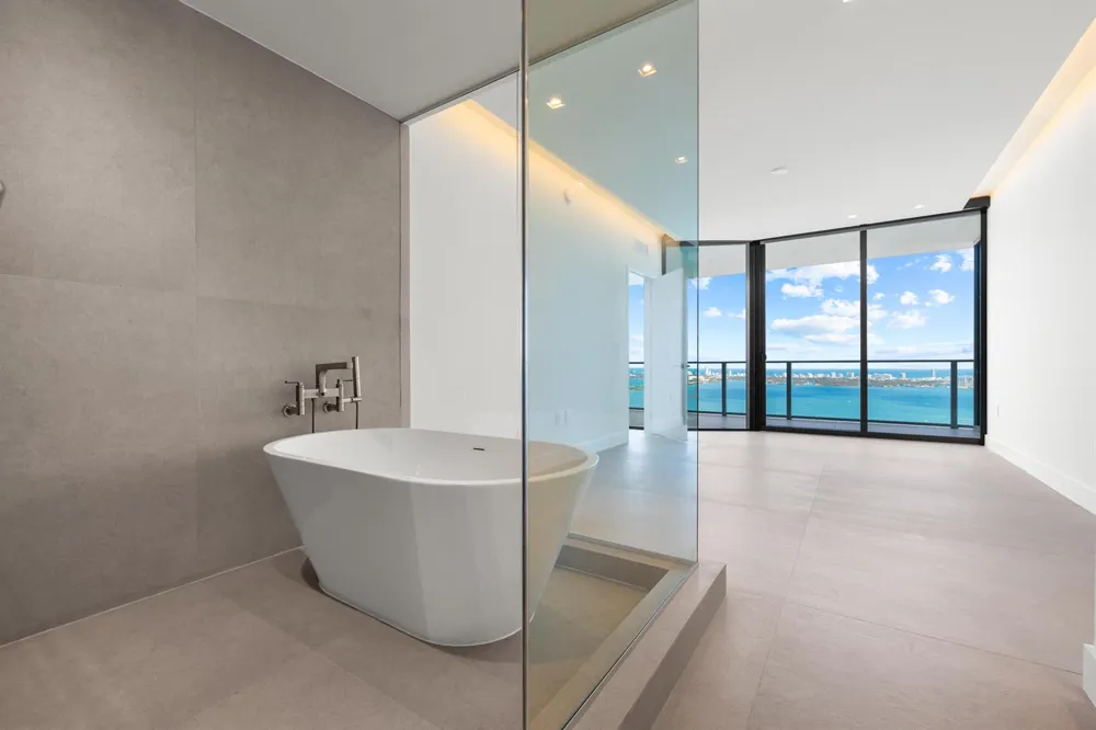 700 NE 24TH STREET #4601 Miami, FL 33137