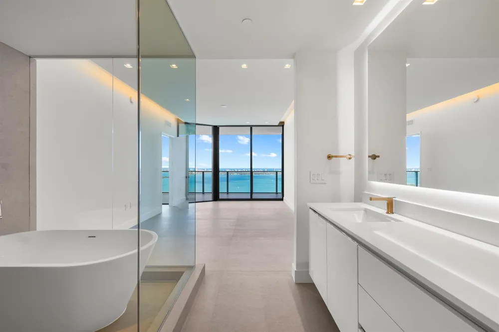 700 NE 24TH STREET #4601 Miami, FL 33137