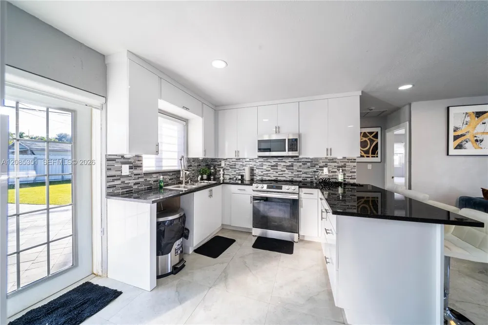 1650 SW 63rd Ter #1 North Lauderdale, FL 33068