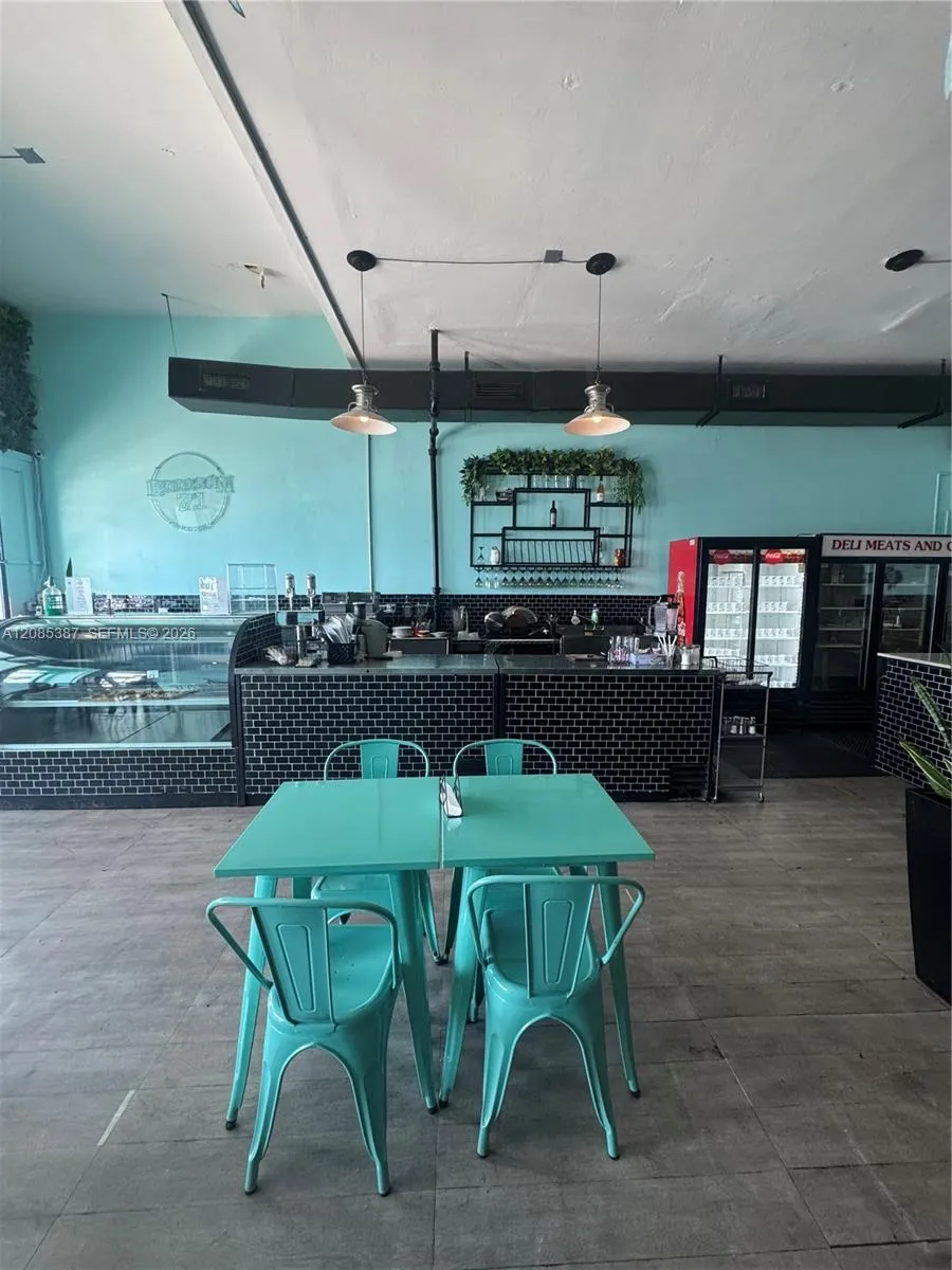 1012 71st St #R-106 Miami Beach, FL 33141