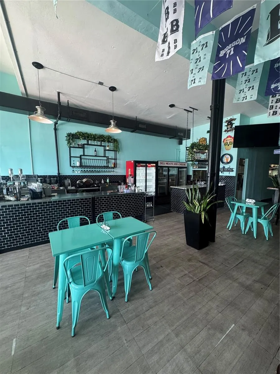 1012 71st St #R-106 Miami Beach, FL 33141